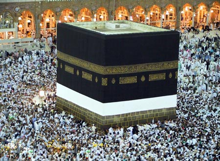 http://www.askquran.ir/gallery/images/5405/1_Kaaba2.jpg