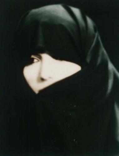 IMAGE(http://www.askquran.ir/gallery/images/77456/large/1_roghayeh-rezaeilaei.jpg)